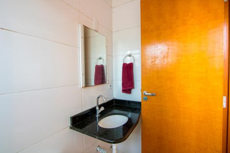 Apartamento à venda com 118m², 2 quartos e 2 vagasBanheiro do quarto 1