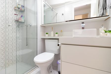 Apartamento à venda com 42m², 2 quartos e 1 vaga Apartamento à venda com 42m², 2 quartos e 1 vagaBanheiro