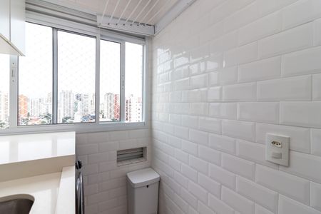 Apartamento à venda com 42m², 2 quartos e 1 vaga Apartamento à venda com 42m², 2 quartos e 1 vagaÁrea de Serviço