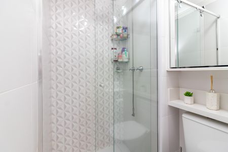 Apartamento à venda com 42m², 2 quartos e 1 vaga Apartamento à venda com 42m², 2 quartos e 1 vagaBanheiro