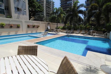 Apartamento para alugar com 87m², 3 quartos e 1 vagaÁrea comum - Piscina