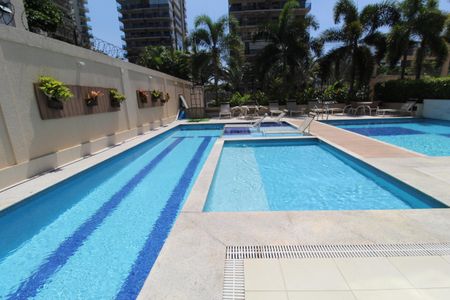 Apartamento para alugar com 87m², 3 quartos e 1 vagaÁrea comum - Piscina