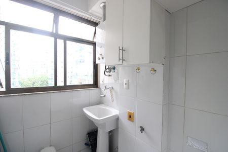 Apartamento para alugar com 87m², 3 quartos e 1 vagaÁrea de serviço