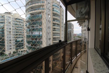 Apartamento para alugar com 87m², 3 quartos e 1 vagaSala - Varanda