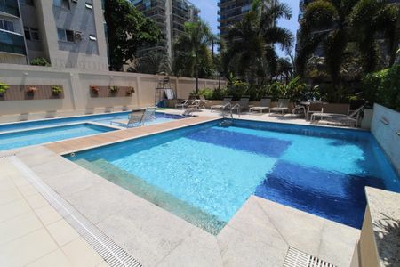 Apartamento para alugar com 87m², 3 quartos e 1 vagaÁrea comum - Piscina
