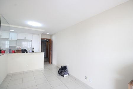 Sala de apartamento para alugar com 3 quartos, 87m² em Barra Olímpica, Rio de Janeiro