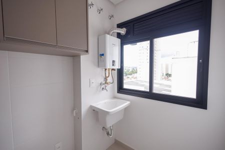 Apartamento para alugar com 66m², 2 quartos e 1 vaga Apartamento para alugar com 66m², 2 quartos e 1 vagaCozinha e Área de Serviço