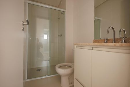 Apartamento para alugar com 66m², 2 quartos e 1 vaga Apartamento para alugar com 66m², 2 quartos e 1 vagaBanheiro Corredor