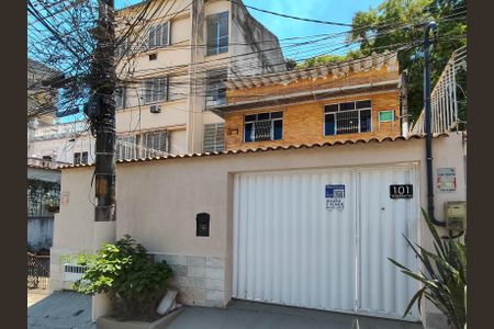 Casa para alugar com 179m², 3 quartos e 3 vagasFachada