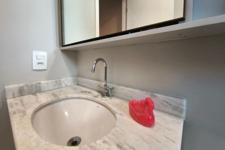 Apartamento à venda com 84m², 2 quartos e 2 vagasBanheiro Suíte