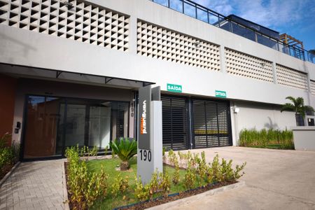 Apartamento à venda com 84m², 2 quartos e 2 vagasFachada do Condomínio