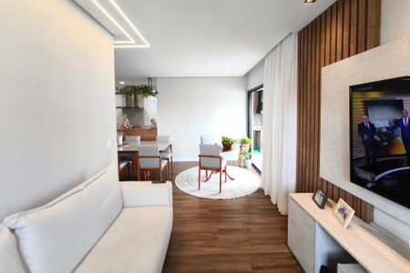 Sala de Estar de apartamento à venda com 2 quartos, 84m² em Parque Industrial, Campinas