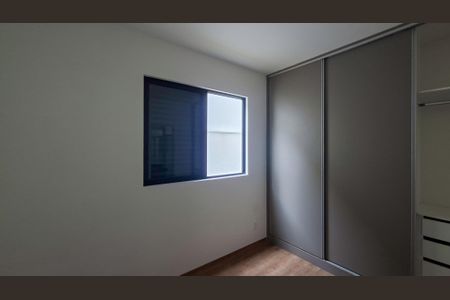 Apartamento para alugar com 106m², 3 quartos e 2 vagas Apartamento para alugar com 106m², 3 quartos e 2 vagasQuarto