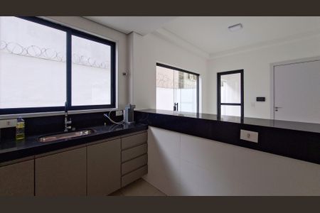 Apartamento para alugar com 106m², 3 quartos e 2 vagas Apartamento para alugar com 106m², 3 quartos e 2 vagasSala/Cozinha