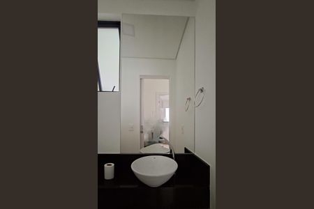 Apartamento para alugar com 106m², 3 quartos e 2 vagas Apartamento para alugar com 106m², 3 quartos e 2 vagasBanheiro Social