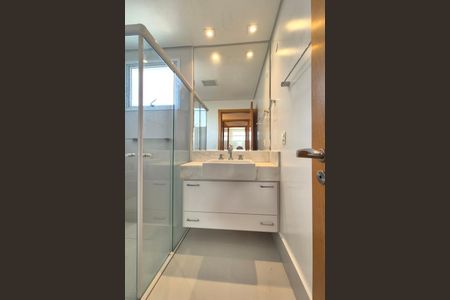 Apartamento à venda com 112m², 3 quartos e 2 vagasBanheiro