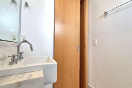 Apartamento à venda com 112m², 3 quartos e 2 vagasBanheiro