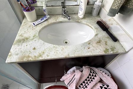 Apartamento para alugar com 76m², 3 quartos e 2 vagasBanheiro da Suíte 