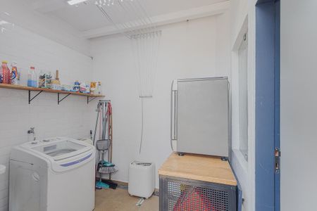 Casa à venda com 170m², 4 quartos e 2 vagasÁrea de Serviço