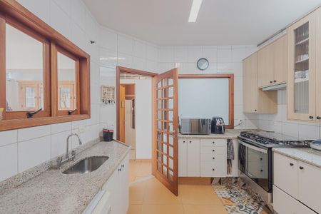 Casa à venda com 170m², 4 quartos e 2 vagasCozinha