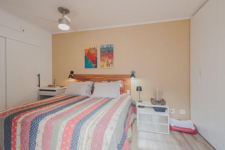 Casa à venda com 170m², 4 quartos e 2 vagasSuíte