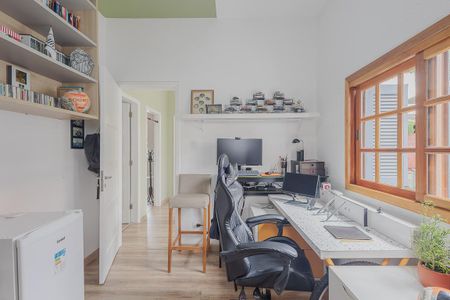 Casa à venda com 170m², 4 quartos e 2 vagasQuarto 3