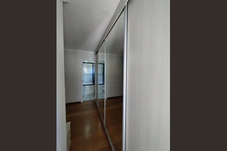 Casa à venda com 120m², 3 quartos e 2 vagas Casa à venda com 120m², 3 quartos e 2 vagasSuíte