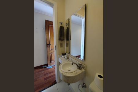 Casa à venda com 120m², 3 quartos e 2 vagas Casa à venda com 120m², 3 quartos e 2 vagasLavabo