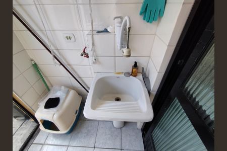 Casa à venda com 120m², 3 quartos e 2 vagas Casa à venda com 120m², 3 quartos e 2 vagasÁrea de Serviço