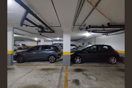 Casa à venda com 120m², 3 quartos e 2 vagas Casa à venda com 120m², 3 quartos e 2 vagasDuas Vagas Fixas