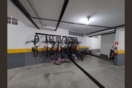 Casa à venda com 120m², 3 quartos e 2 vagas Casa à venda com 120m², 3 quartos e 2 vagasBicicletário