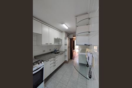 Casa à venda com 120m², 3 quartos e 2 vagas Casa à venda com 120m², 3 quartos e 2 vagasCozinha - Armários