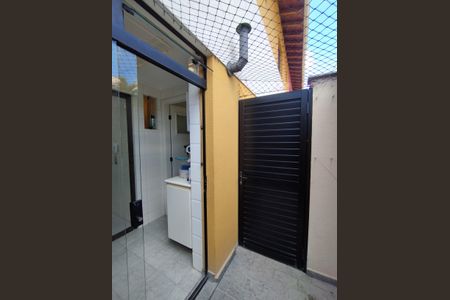 Casa à venda com 120m², 3 quartos e 2 vagas Casa à venda com 120m², 3 quartos e 2 vagasEntrada de Serviço