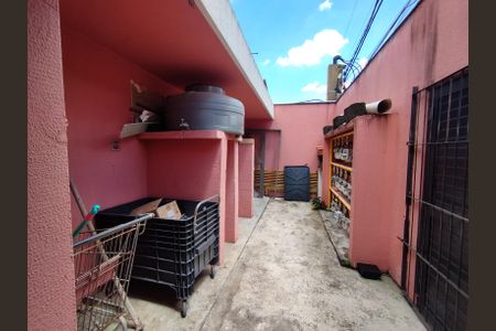 Casa à venda com 120m², 3 quartos e 2 vagas Casa à venda com 120m², 3 quartos e 2 vagasÁrea comum