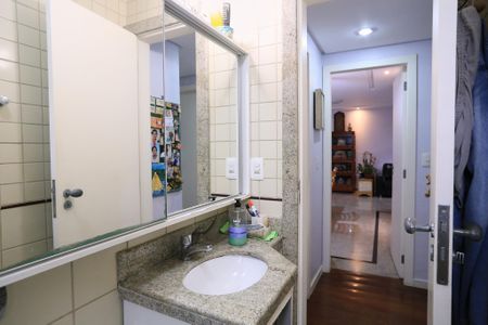 Apartamento à venda com 100m², 3 quartos e 2 vagasBanheiro