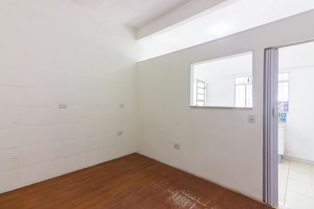 Comodo  de casa para alugar com 1 quarto, 40m² em Metalúrgicos, Osasco
