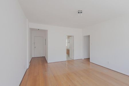 Apartamento à venda com 103m², 3 quartos e 2 vagasSala