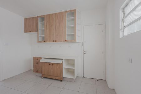 Apartamento à venda com 103m², 3 quartos e 2 vagasCozinha