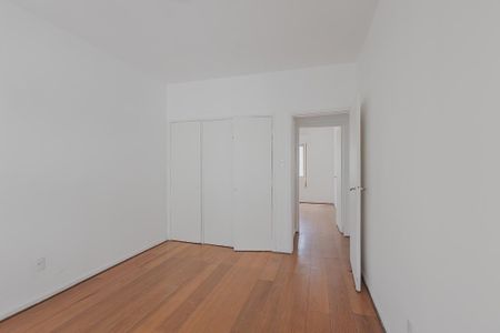 Apartamento à venda com 103m², 3 quartos e 2 vagasQuarto 3