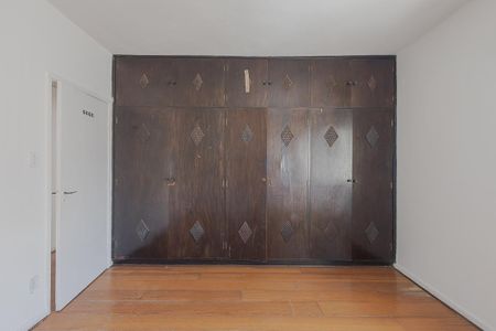 Apartamento à venda com 103m², 3 quartos e 2 vagasQuarto 1