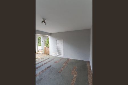 Casa para alugar com 300m², 4 quartos e 5 vagas Casa para alugar com 300m², 4 quartos e 5 vagasGaragem