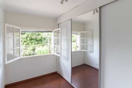 Casa para alugar com 300m², 4 quartos e 5 vagas Casa para alugar com 300m², 4 quartos e 5 vagasQuarto 3