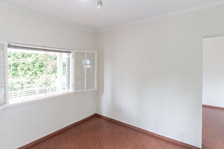 Casa para alugar com 300m², 4 quartos e 5 vagas Casa para alugar com 300m², 4 quartos e 5 vagasQuarto 2