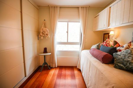 Apartamento à venda com 129m², 3 quartos e 3 vagasSuíte 1