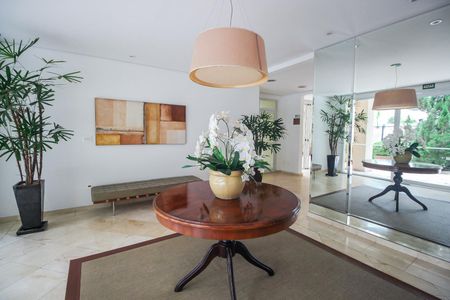 Apartamento à venda com 129m², 3 quartos e 3 vagasHall social