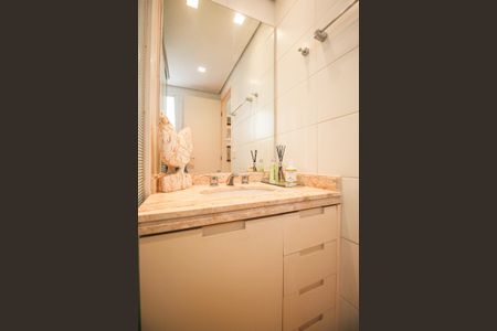 Apartamento à venda com 129m², 3 quartos e 3 vagasBanheiro da Suíte 1