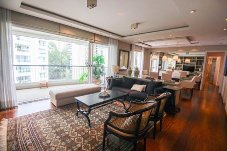 Sala de apartamento à venda com 3 quartos, 129m² em Real Parque, São Paulo