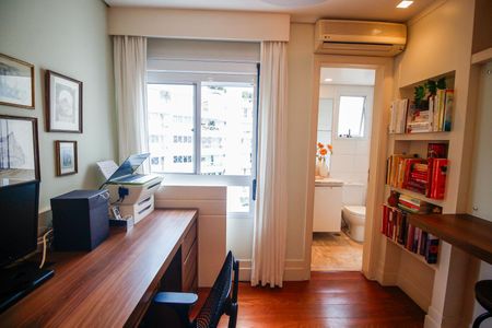 Apartamento à venda com 129m², 3 quartos e 3 vagasSuíte 3