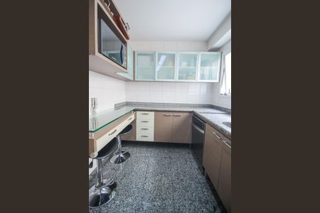 Apartamento à venda com 129m², 3 quartos e 3 vagasCozinha