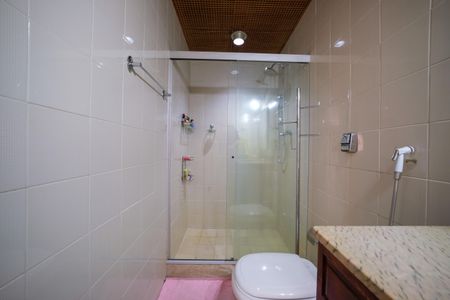 Apartamento à venda com 129m², 3 quartos e 2 vagas Apartamento à venda com 129m², 3 quartos e 2 vagasBanheiro Social